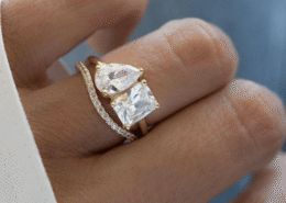Toi et Moi Engagement Ring with Wedding Band – A Seamless Celebration of Unity and Love