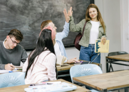 Is joining a master program in UI/UX design course in Pune a good option for beginners who want to start a career in design?